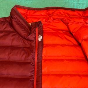 Columbia red and orange technical vest